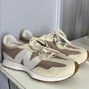 New Balance Women's Beige and Tan Sneakers